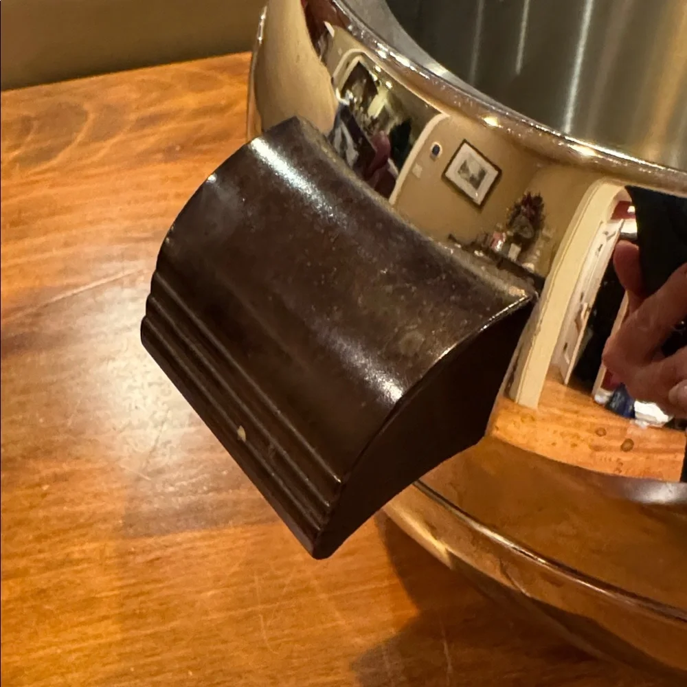 Vintage MCM West Bend Chrome Penguin Hit Cold Ice Bucket Made In USA Bakelight